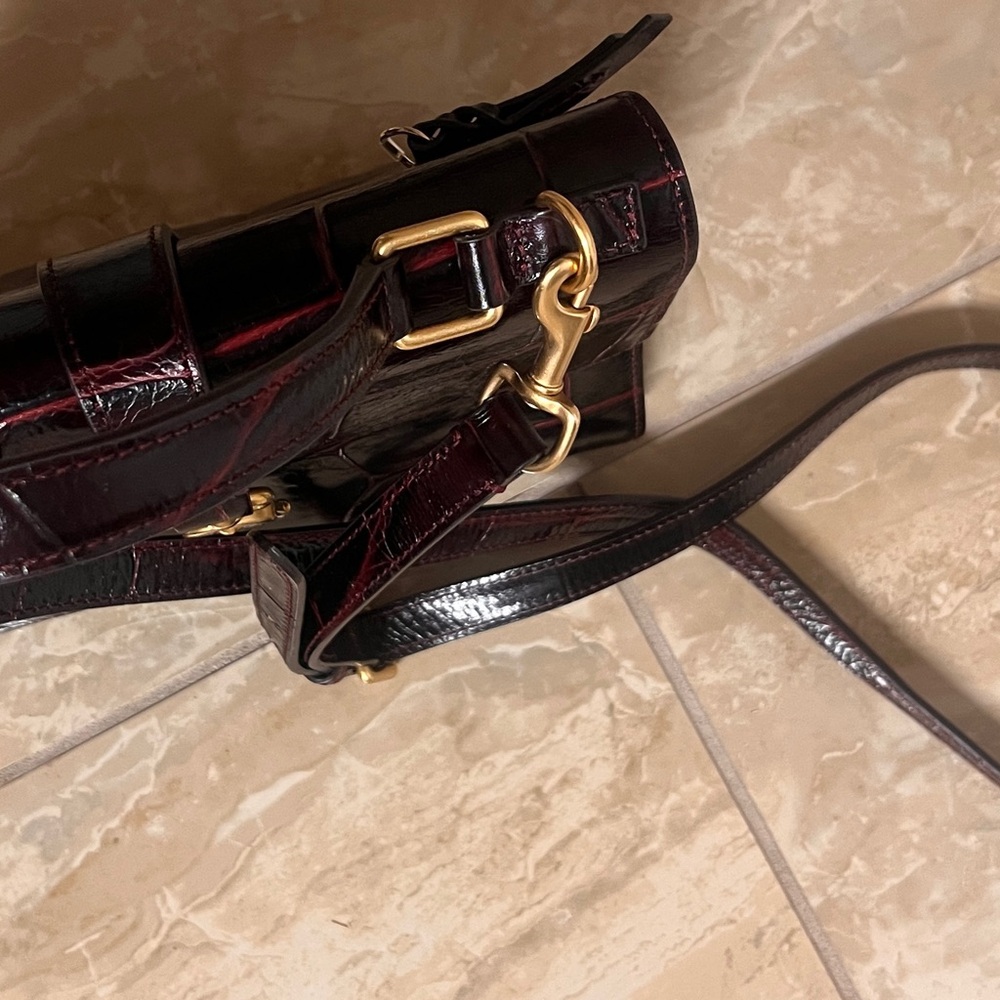 Dooney & Bourke – Claire Satchel - Picture 6 of 16